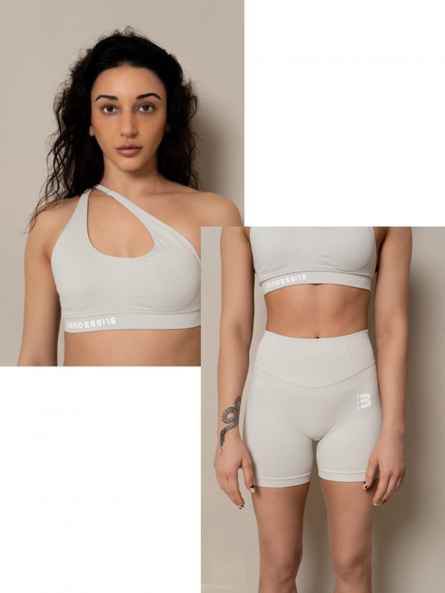 Sports set sports bra + Shorts TRUE YOGA